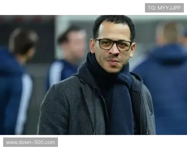 切尔西主帅罗塞尼尔谈菱形中场：边路空间利用成进攻关键